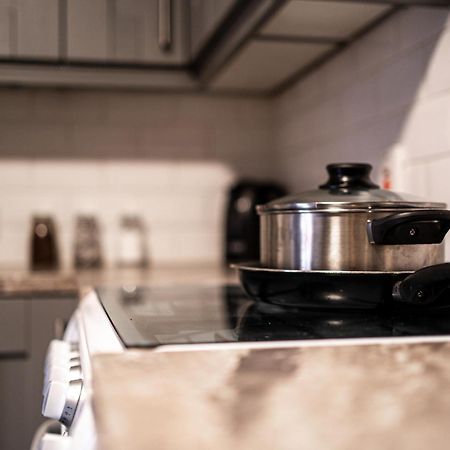 Central Apartment In Belfast City Centre - Sleeps 5 People Ngoại thất bức ảnh