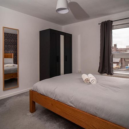 Central Apartment In Belfast City Centre - Sleeps 5 People Ngoại thất bức ảnh