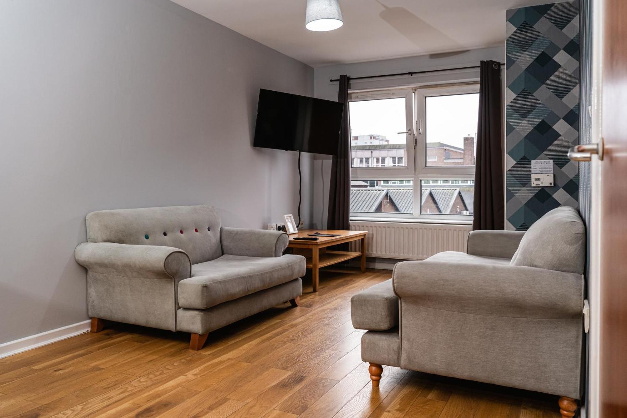 Central Apartment In Belfast City Centre - Sleeps 5 People Ngoại thất bức ảnh